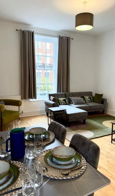 The Quirky Quarter- 2Bedrooms Apartment Ливърпул Екстериор снимка